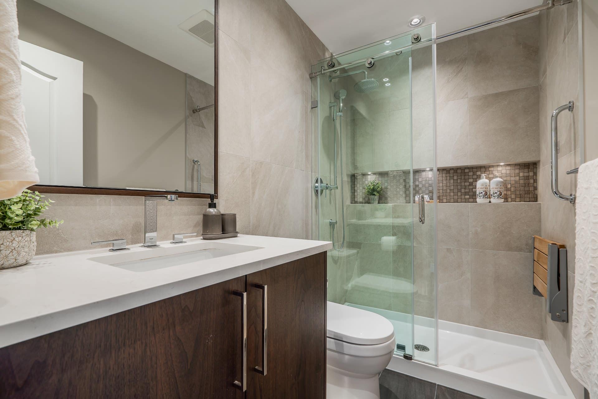 Bathroom-interior-design-built-in-medicine-cabinet-glass-shower