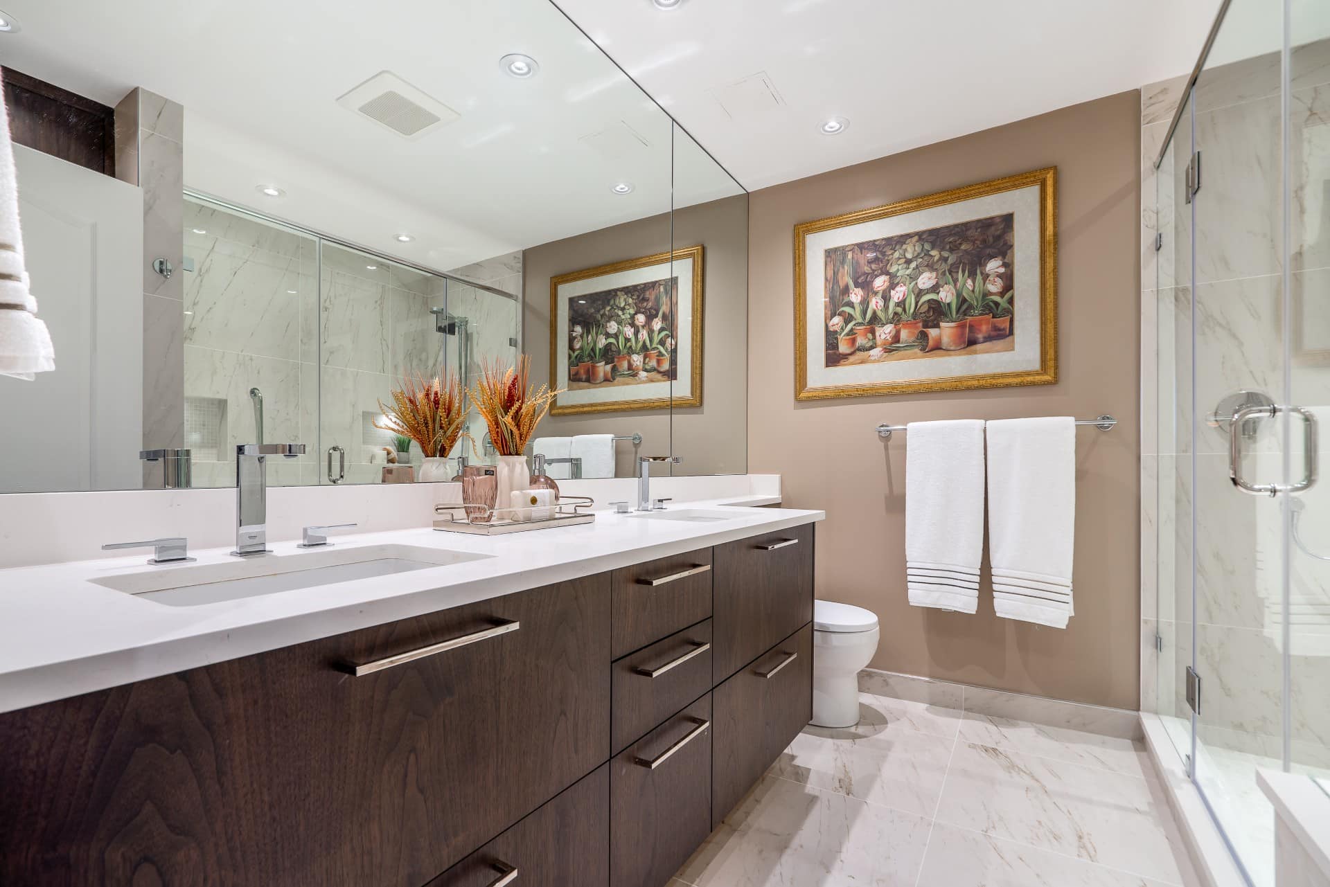 contemporary-bathroom-renovation-double-sink-vanity