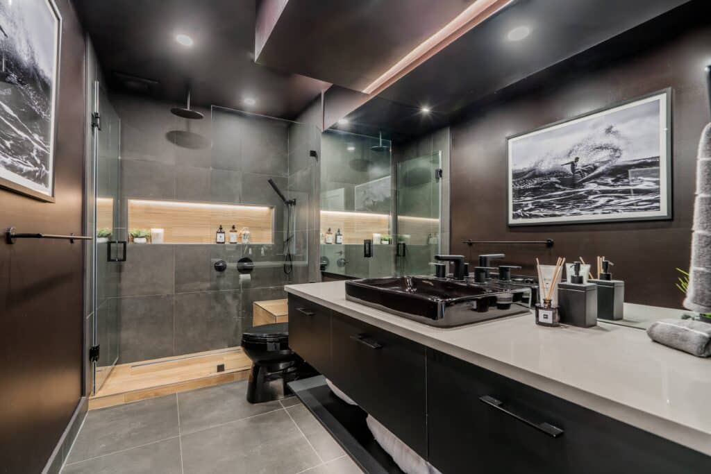 luxury-bathroom-spa-equinox-renovation-black-concrete-light-niche-woood