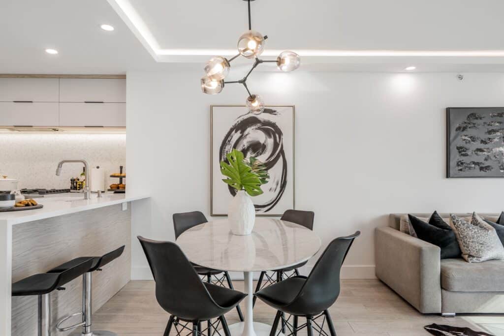 dining-room-pendant-modern-staging-led-light-vancouver-renovation